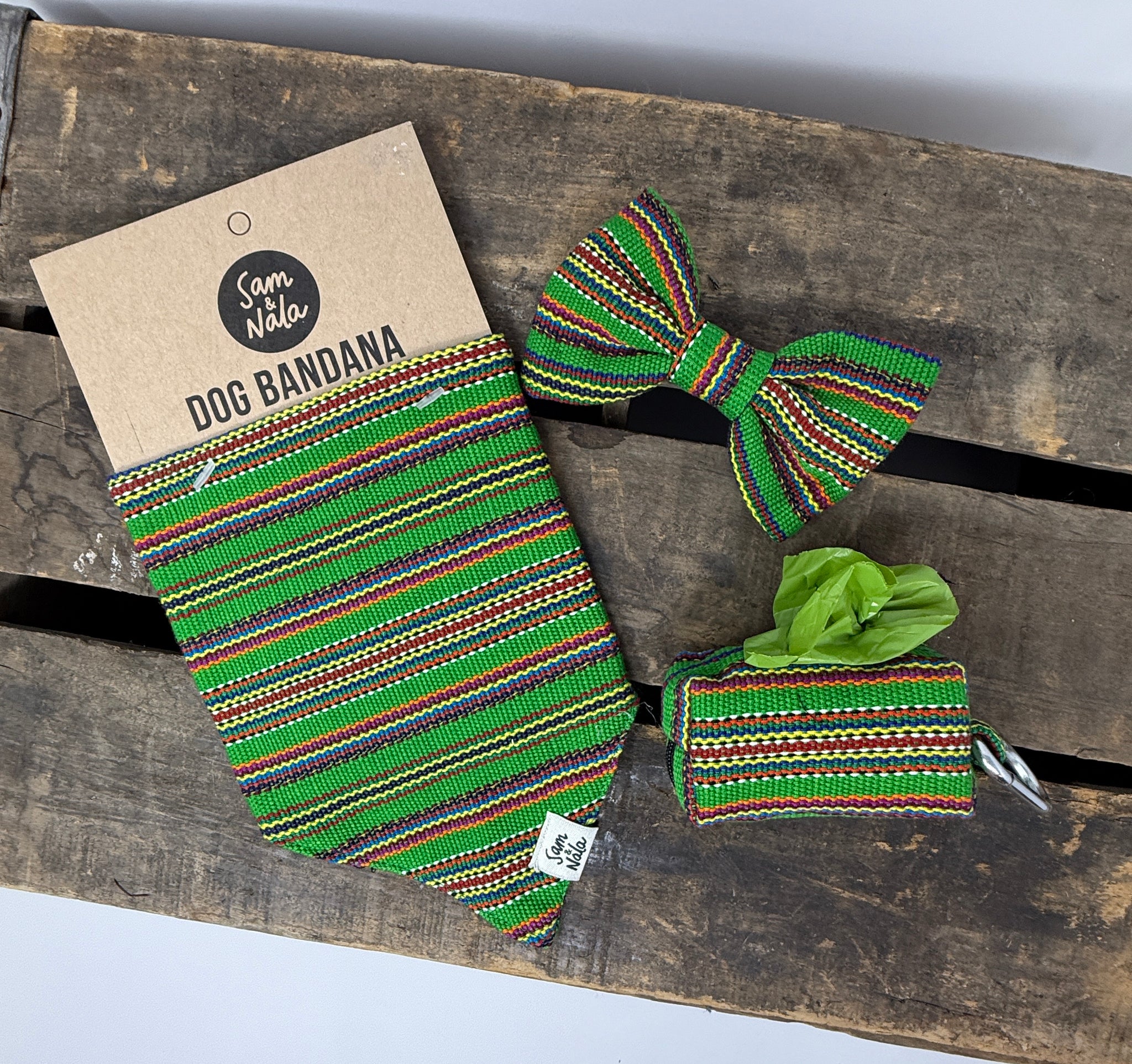 Lime in the Coconut Waste Bag Holder – Handwoven Cotton in Tropical Greens & Purples